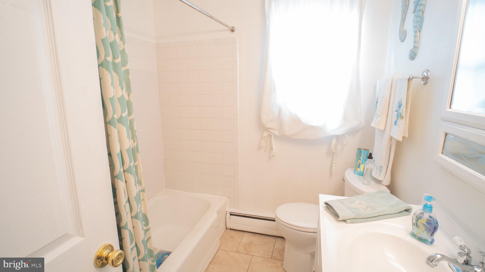 1208 Valley Road Pasadena, MD 21122 - Photo 17 of 31 Bathroom 1