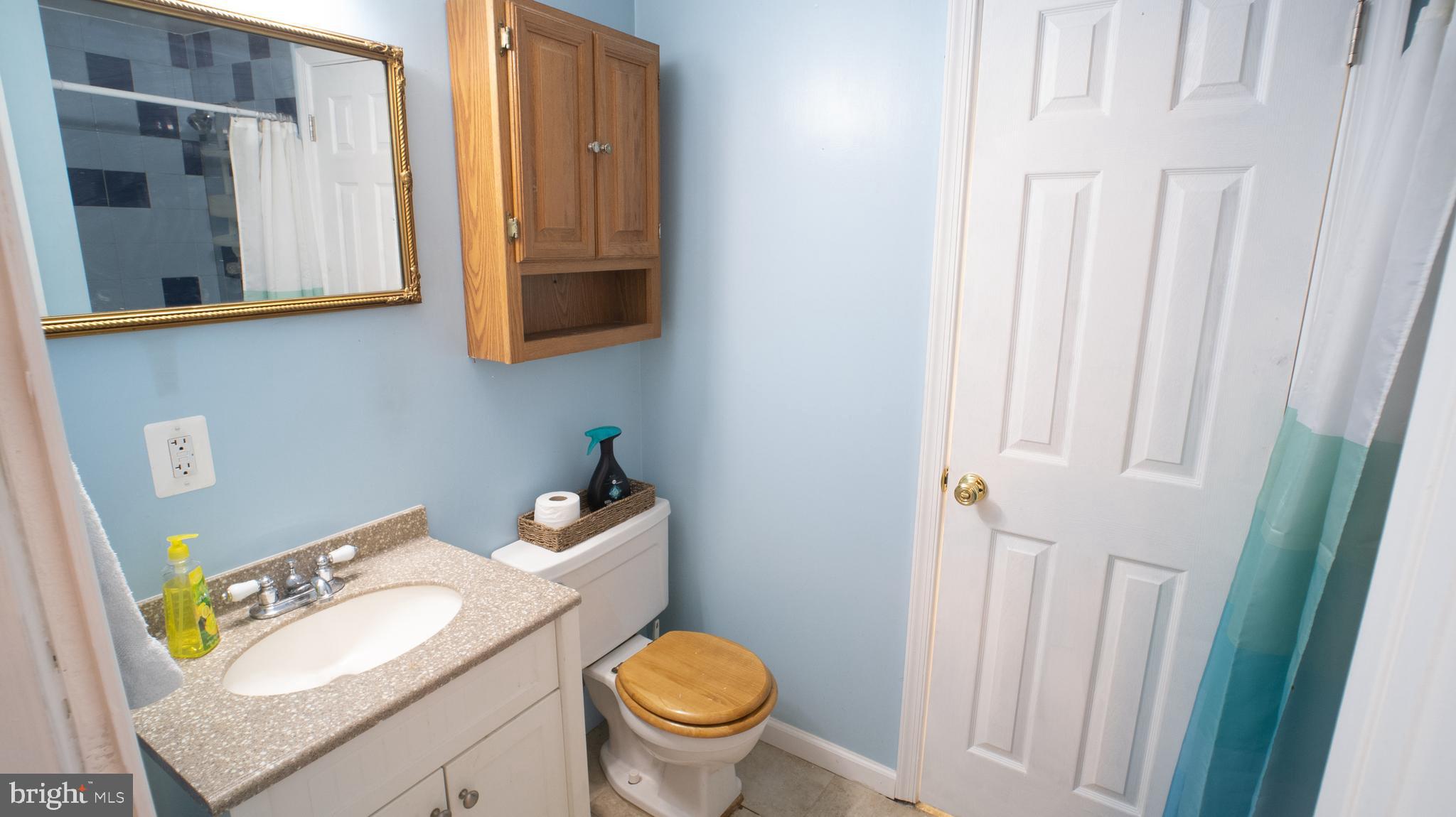 1208 Valley Road Pasadena, MD 21122 - Photo 20 of 31 Bathroom 2