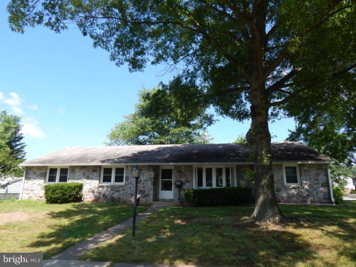 131 North Roland Street Pottstown, PA 19464 - Photo 1 of 18 Gallery Image 1