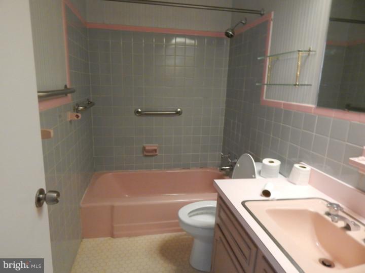 131 North Roland Street Pottstown, PA 19464 - Photo 6 of 18 Gallery Image 6