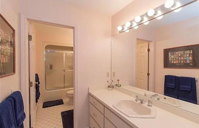 $1,300,000 | 7 Canterbury Lane, Monroe, CT 06468