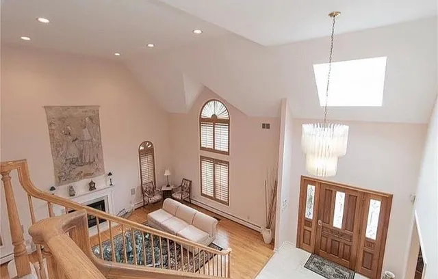 $1,300,000 | 7 Canterbury Lane, Monroe, CT 06468