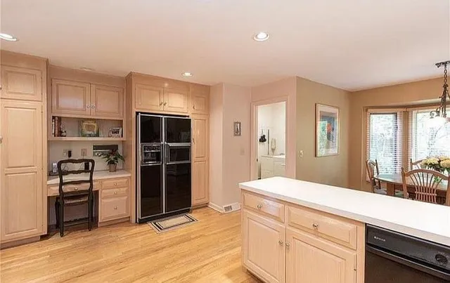 $1,300,000 | 7 Canterbury Lane, Monroe, CT 06468