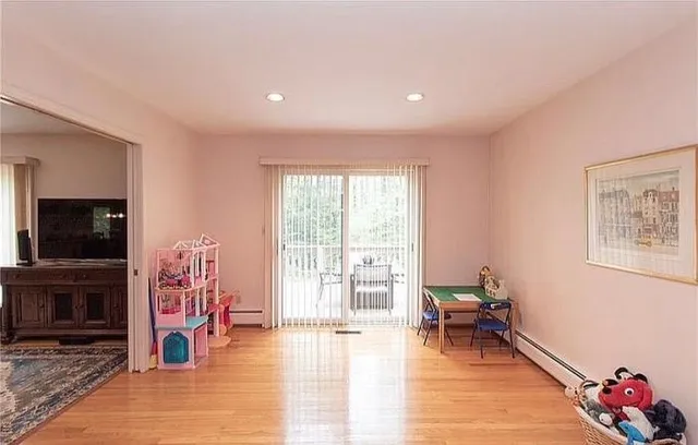 $1,300,000 | 7 Canterbury Lane, Monroe, CT 06468