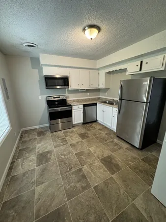 $1,000 | 179 Ingle Drive, Unit B2, Morrison, TN 37357