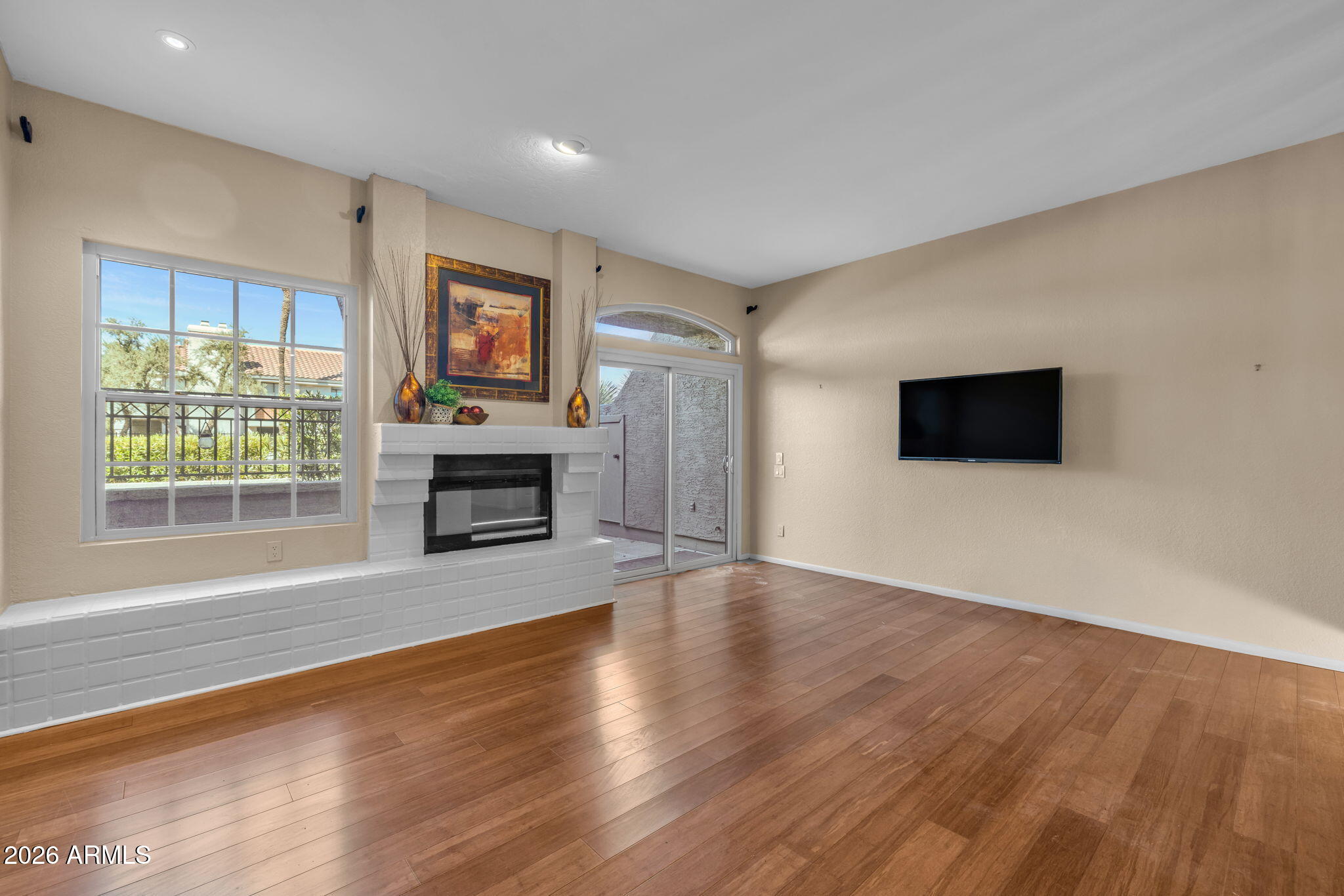 10015 East Mountain View Road, Unit 1002 Scottsdale, AZ 85258 - Photo 9 of 49