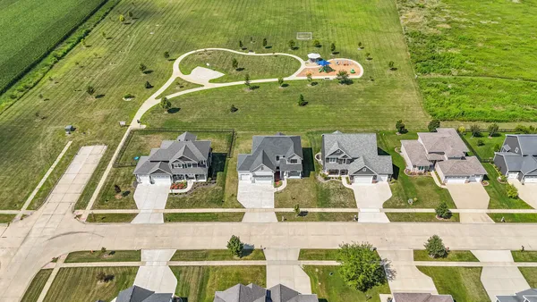 $654,900 | 4812 Oakdale Drive, Champaign, IL 61822