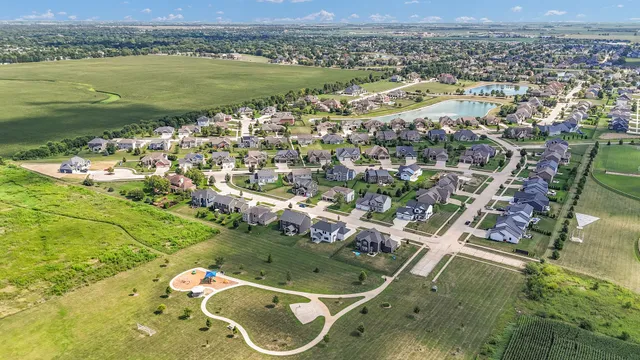 $654,900 | 4812 Oakdale Drive, Champaign, IL 61822