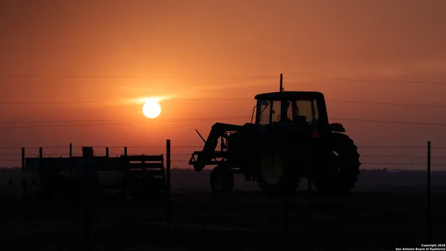 $1,446,400 | Tbd County Road 404, Floresville, TX 78114