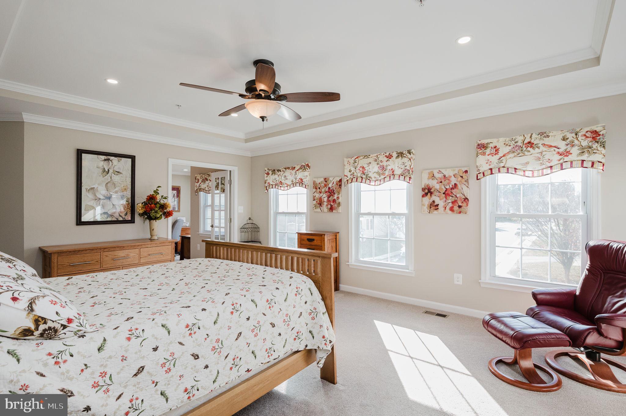 823 Bridle Path Bel Air, MD 21014 - Photo 31 of 66 Primary Bedroom 22'3" x 19'6"