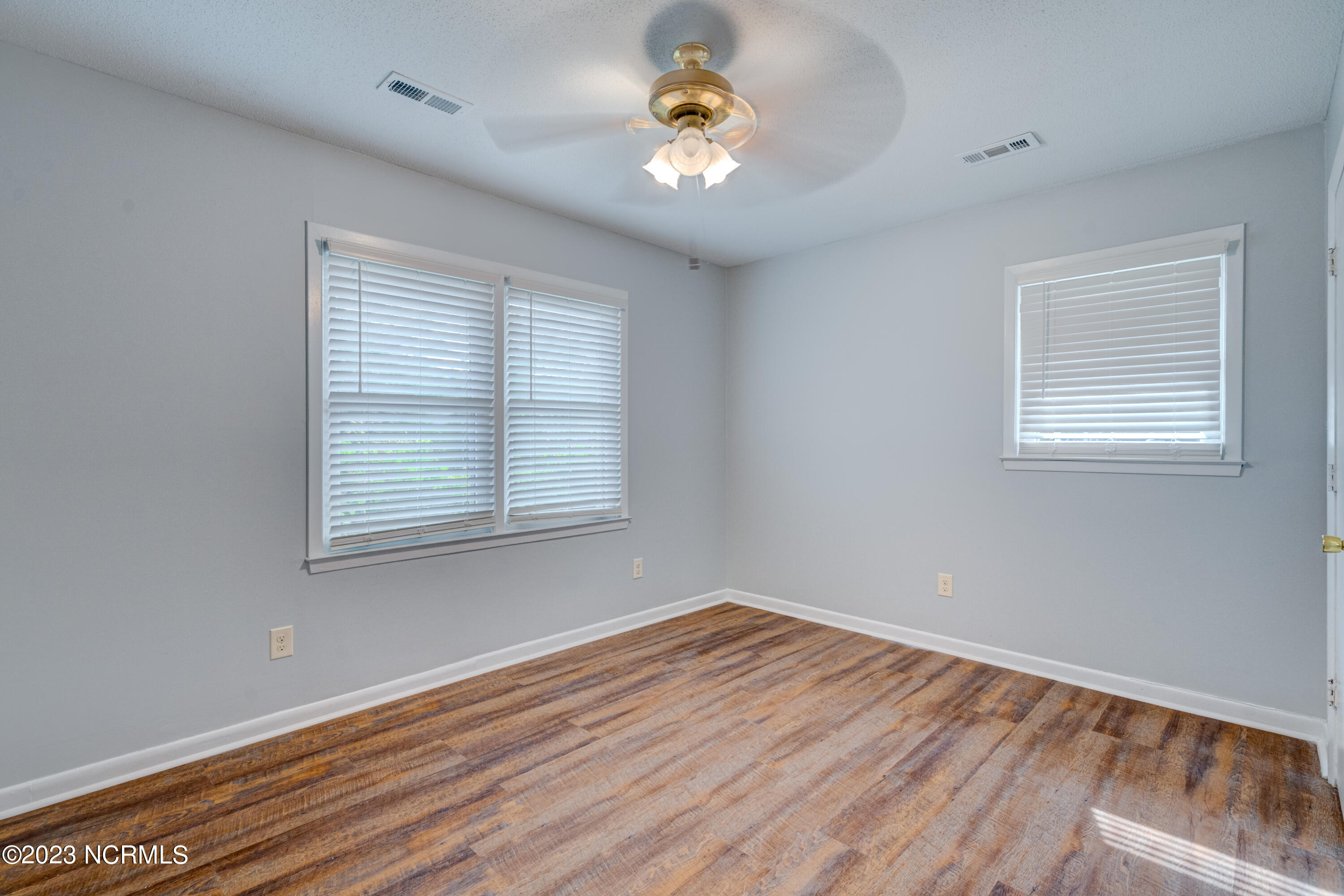 5113 Lord Byron Road Wilmington, NC 28405 - Photo 11 of 37 5113LordByronFinal2-8