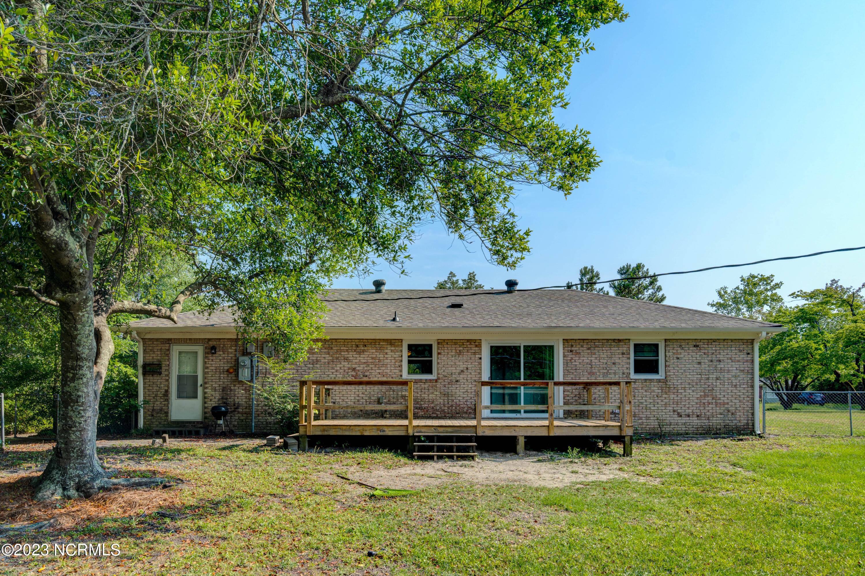 5113 Lord Byron Road Wilmington, NC 28405 - Photo 33 of 37 5113LordByronFinal-4