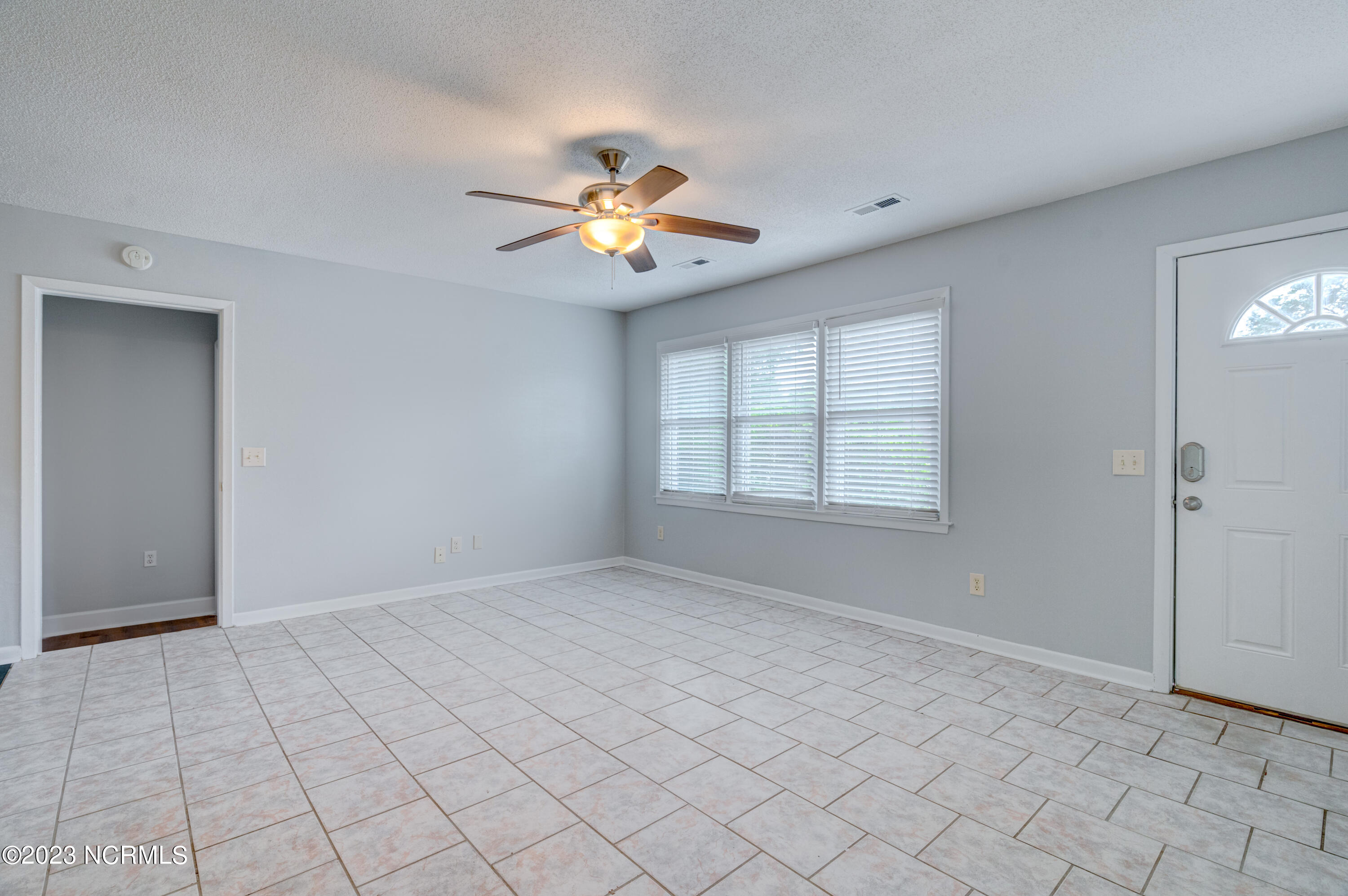 5113 Lord Byron Road Wilmington, NC 28405 - Photo 5 of 37 5113LordByronFinal2-2