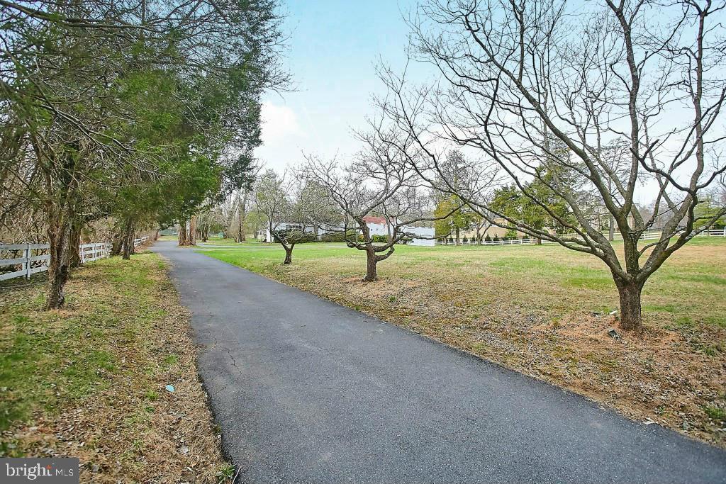 9540 River Road Potomac, MD 20854 - Photo 3 of 16 Gallery Image 3
