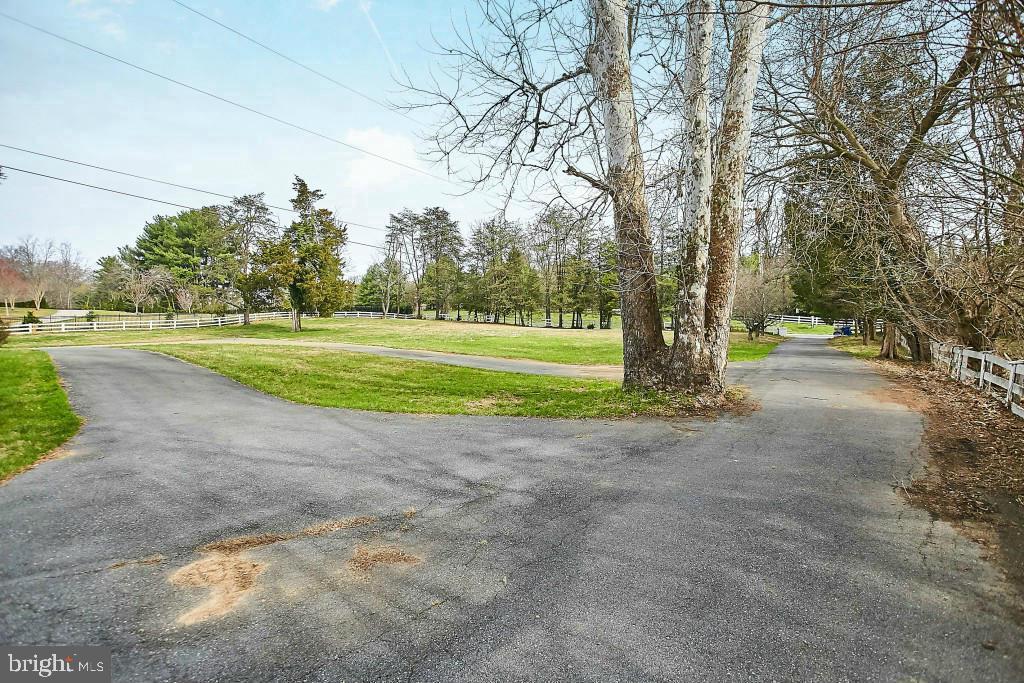 9540 River Road Potomac, MD 20854 - Photo 4 of 16 Gallery Image 4
