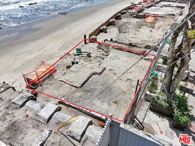 a view of outdoor space with seating area