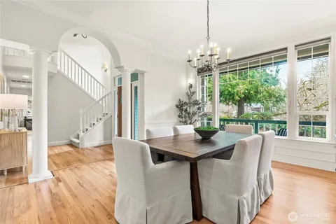 $1,625,000 | 6211 247th Avenue Northeast, Redmond, WA 98053