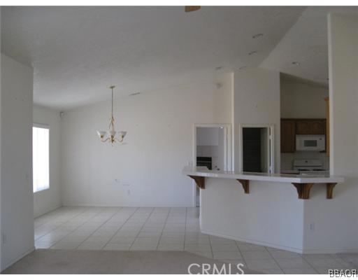 14752 Ranchero Road Hesperia, CA 92345 - Photo 3 of 11