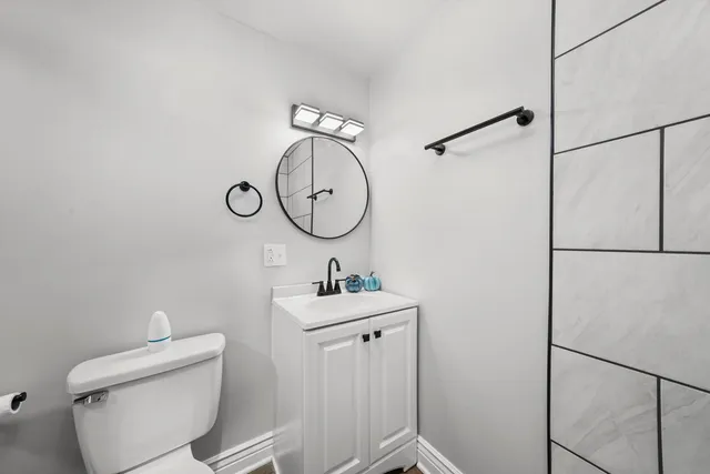 $279,900 | 7917 South Ellis Avenue, Chicago, IL 60619