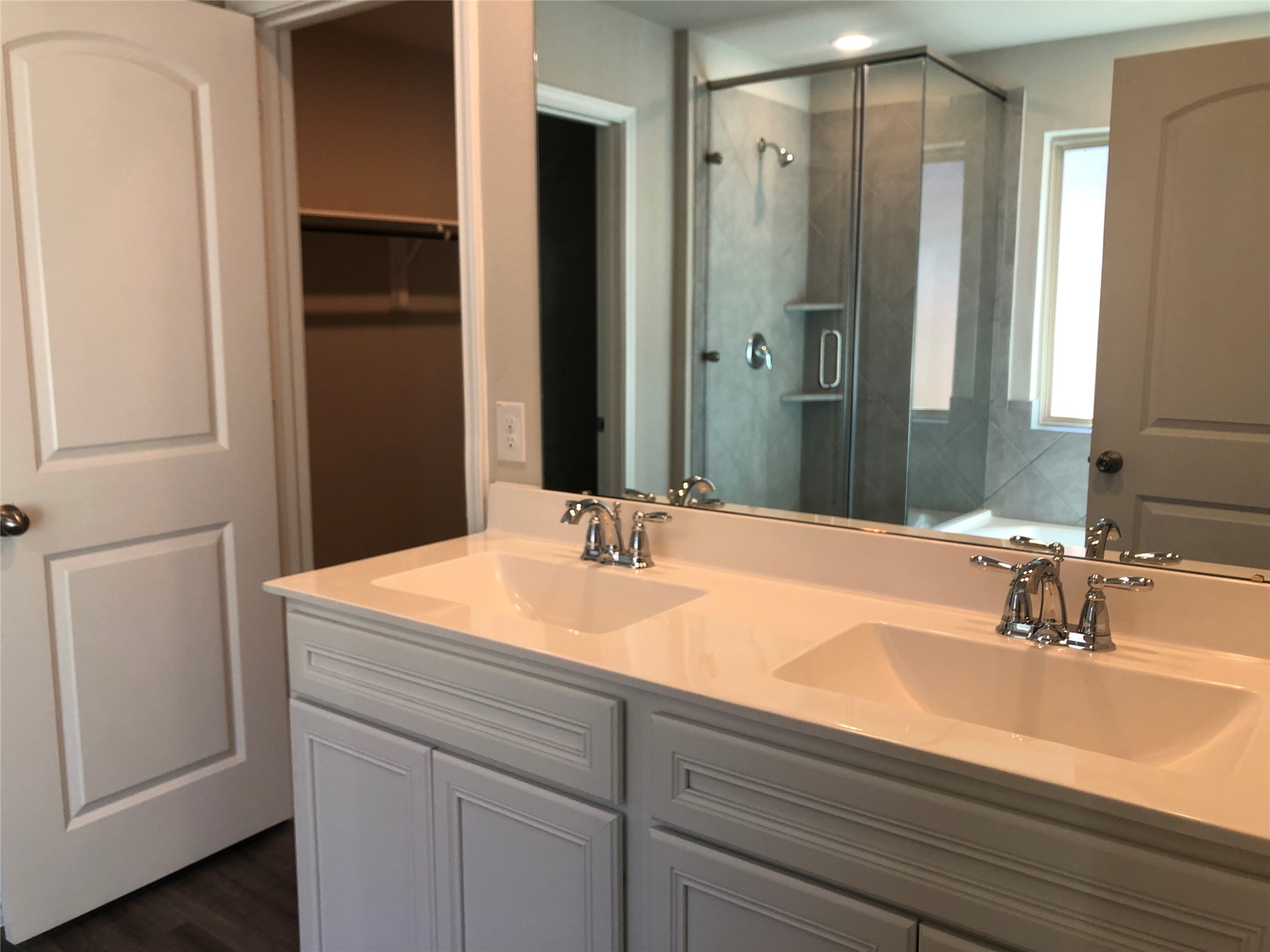 9224 Inland Leather Lane Conroe, TX 77385 - Photo 10 of 17