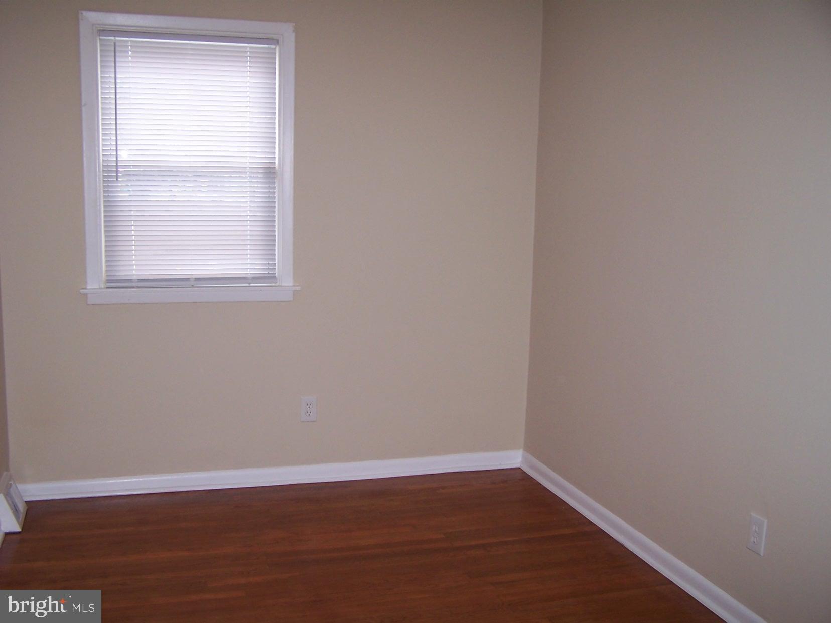 3399 South Keswick Road Philadelphia, PA 19114 - Photo 14 of 26 Gallery Image 14