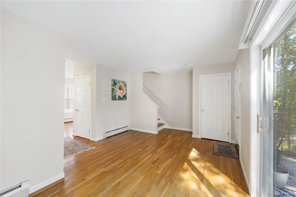 $3,490 | 110-112 South Broadway, White Plains, NY 10605