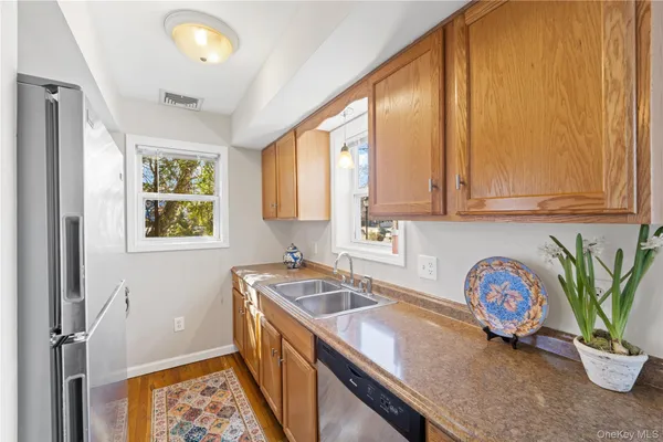 $3,490 | 110-112 South Broadway, White Plains, NY 10605