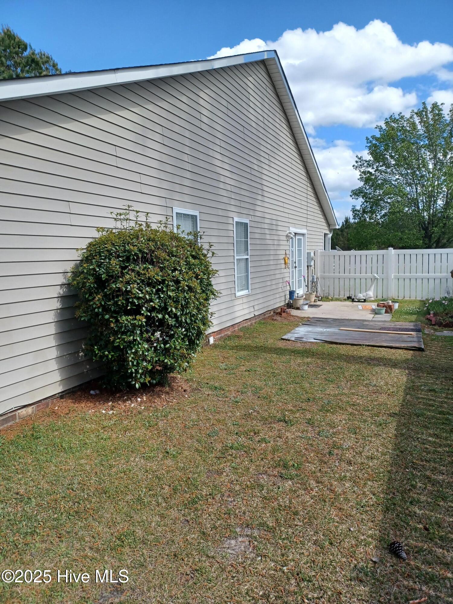 1929 Daly Waldrop Road Kinston, NC 28504 - Photo 2 of 17 back view