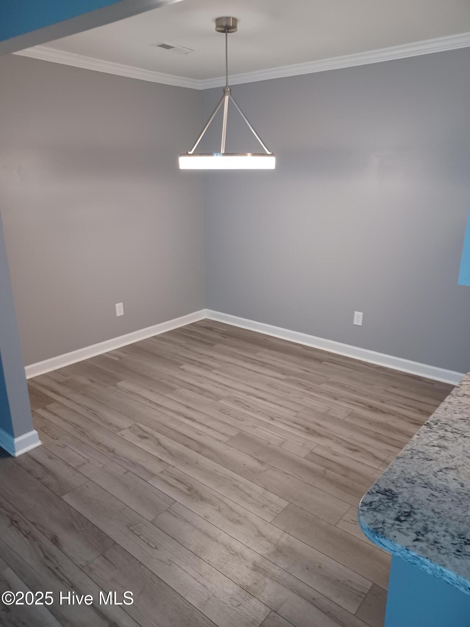 1929 Daly Waldrop Road Kinston, NC 28504 - Photo 6 of 17 dining area