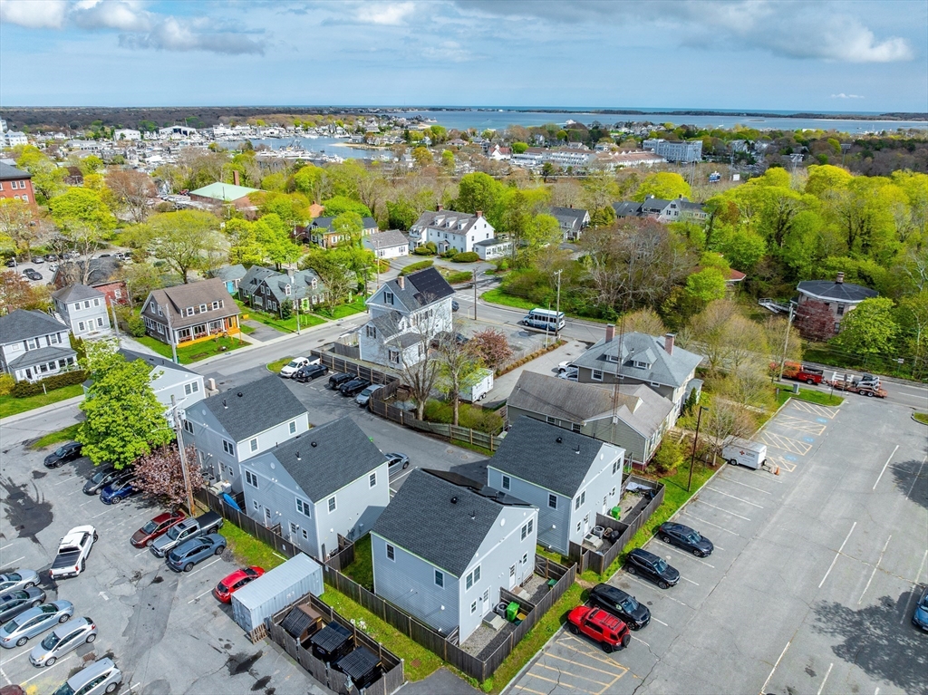 39 Pearl Street Barnstable, MA 02601 - Photo 7 of 34