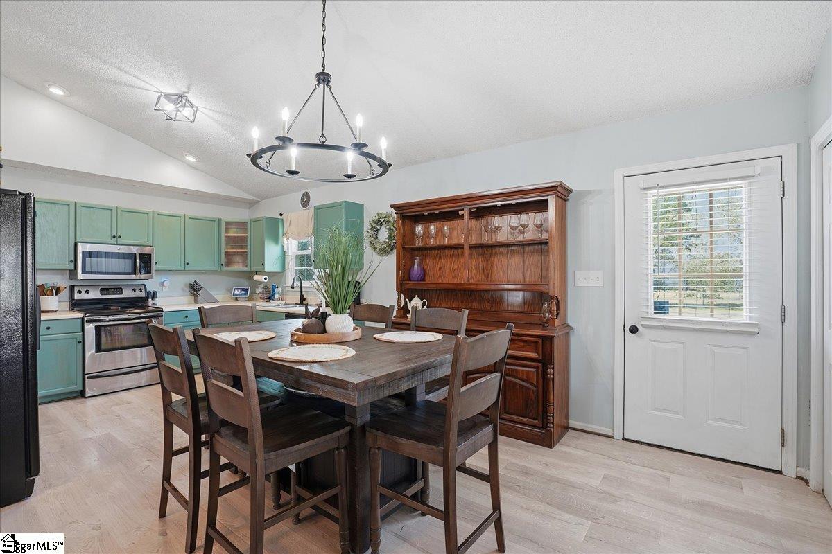 237 Upland View Drive Boiling Springs, SC 29316 - Photo 6 of 23 Gallery Image 6