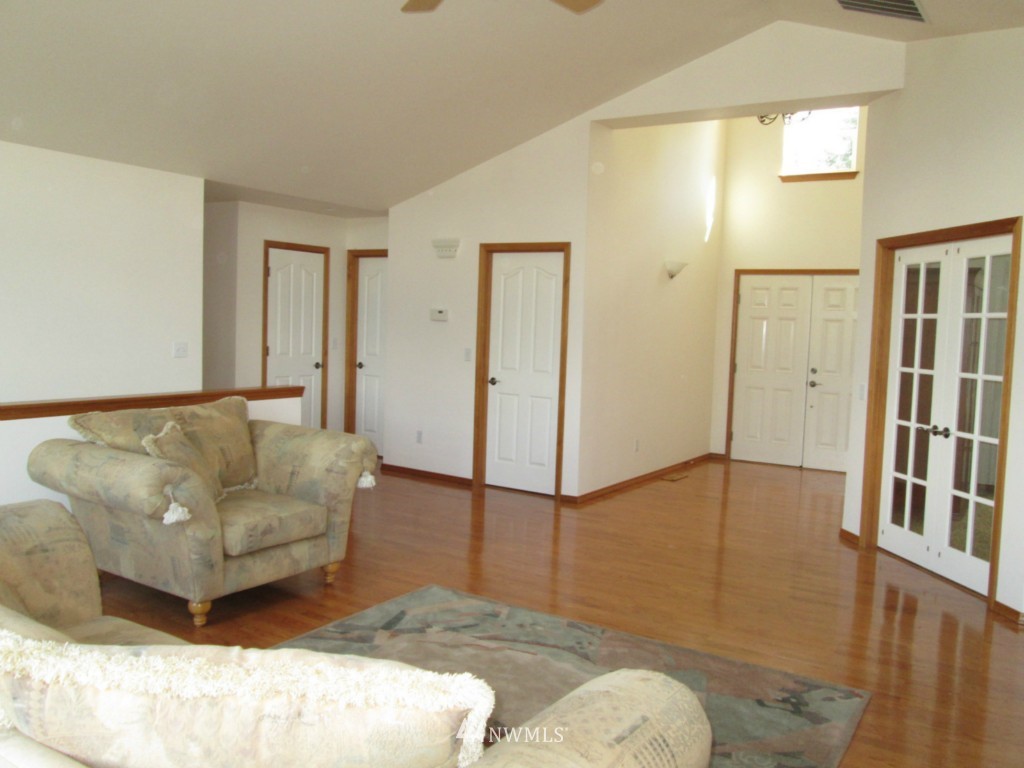 2641 Seminary Hill Road Centralia, WA 98531 - Photo 7 of 25 Gallery Image 7