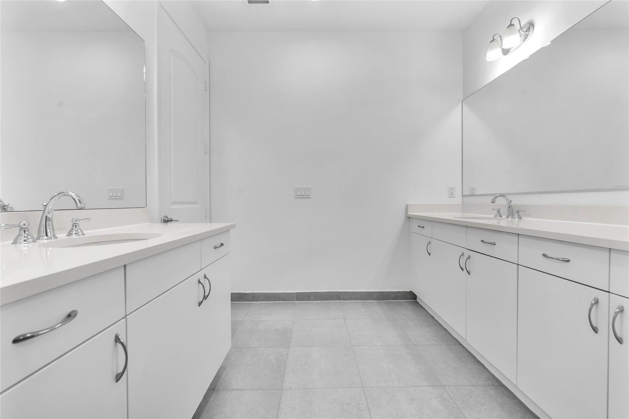 6947 Pines Circle, Unit 21 Coconut Creek, FL 33073 - Photo 16 of 24 Photo 16