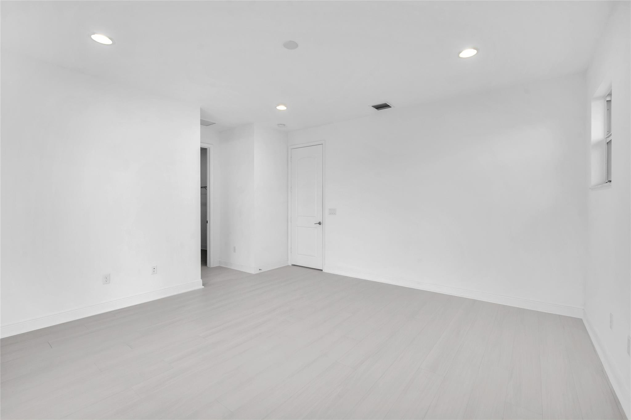 6947 Pines Circle, Unit 21 Coconut Creek, FL 33073 - Photo 19 of 24 Photo 19