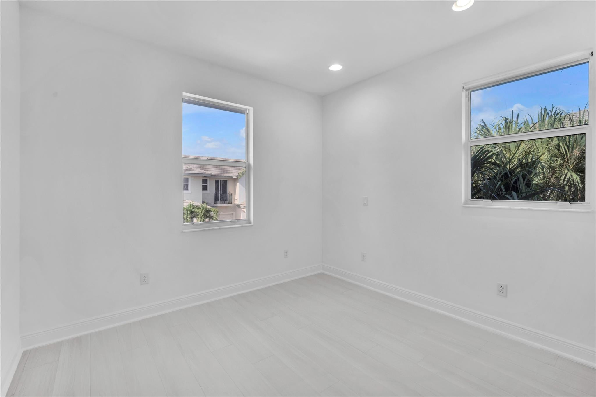 6947 Pines Circle, Unit 21 Coconut Creek, FL 33073 - Photo 20 of 24 Photo 20