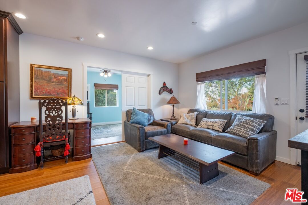 6820 Parsons Trail Tujunga, CA 91042 - Photo 17 of 36 a living room with furniture and a window