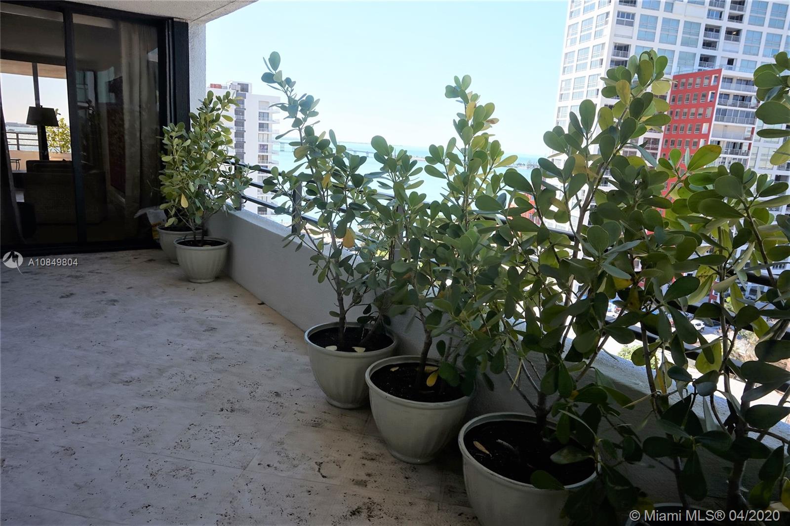 151 Southeast 15th Road, Unit 1401 Miami, FL 33129 - Photo 33 of 61