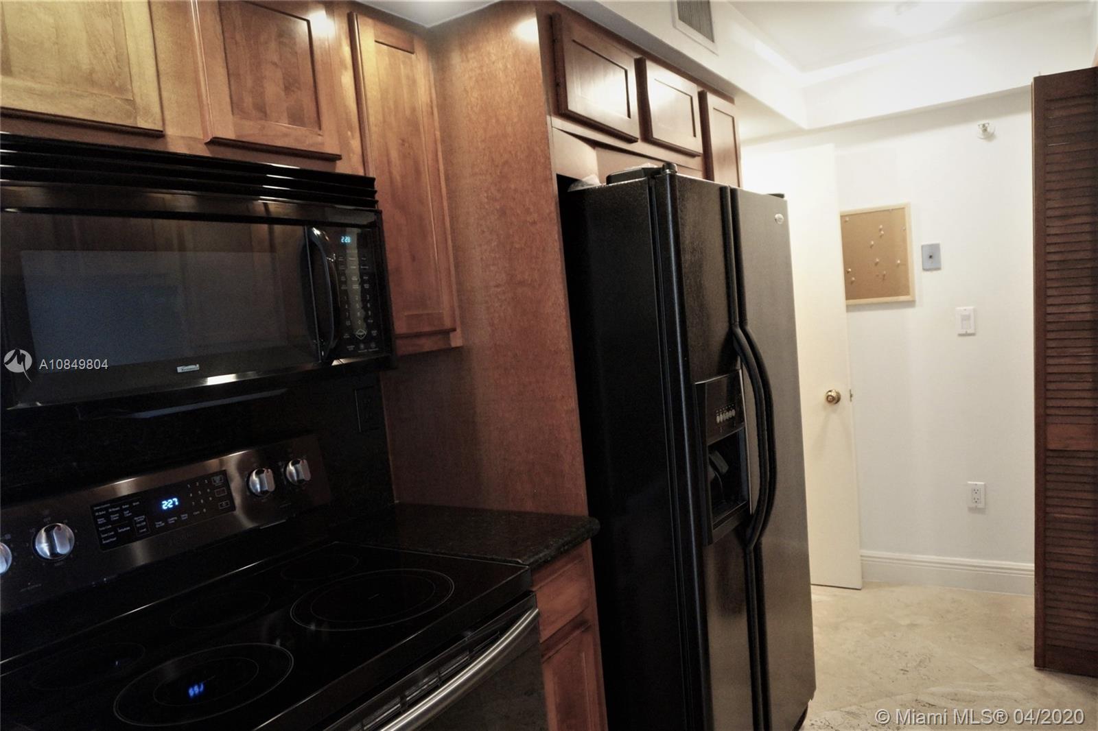 151 Southeast 15th Road, Unit 1401 Miami, FL 33129 - Photo 7 of 61