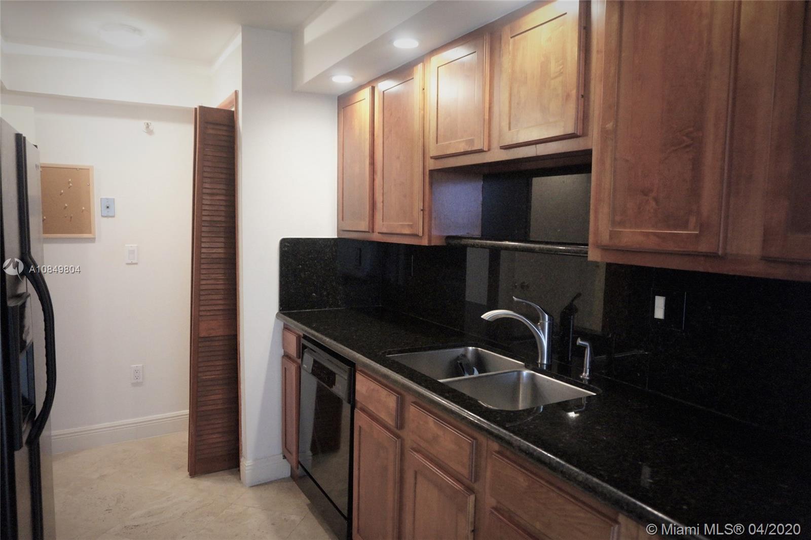 151 Southeast 15th Road, Unit 1401 Miami, FL 33129 - Photo 8 of 61