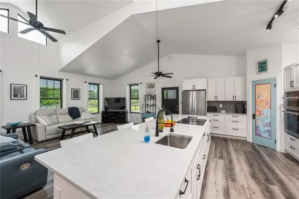 $1,200,000 | 4091 Northeast 185 Avenue, Williston, FL 32696