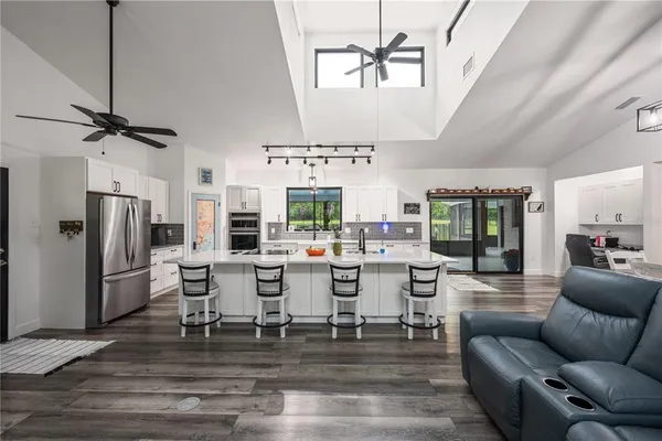 $1,200,000 | 4091 Northeast 185 Avenue, Williston, FL 32696