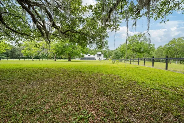 $1,200,000 | 4091 Northeast 185 Avenue, Williston, FL 32696