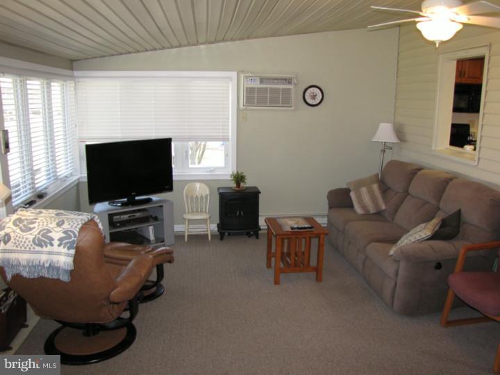 1309 West County Line Road Warminster, PA 18974 - Photo 11 of 23 Sun Room