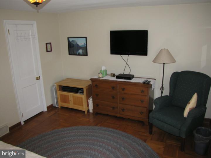 1309 West County Line Road Warminster, PA 18974 - Photo 15 of 23 Bedroom - Main