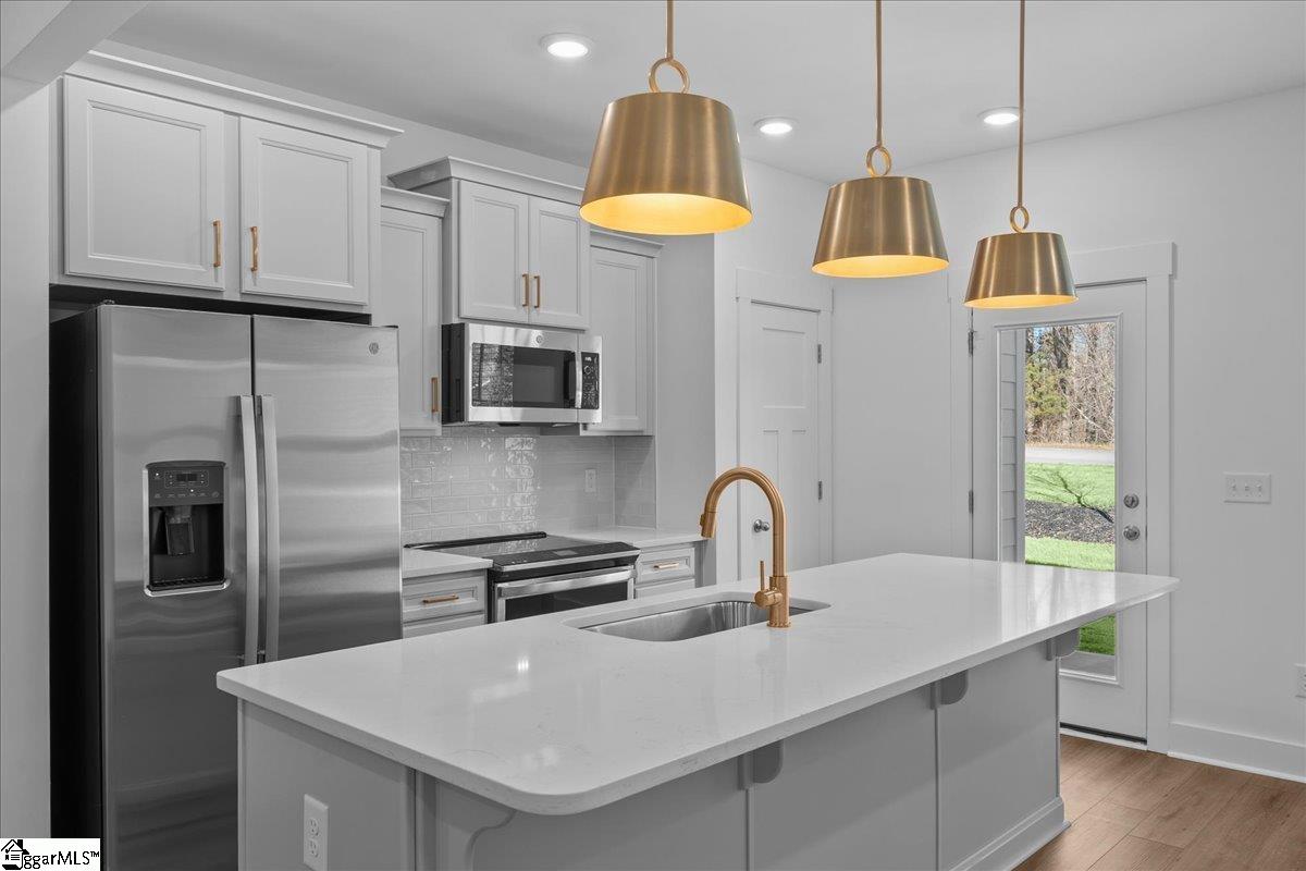 3 Redfield Place Simpsonville, SC 29681 - Photo 5 of 32