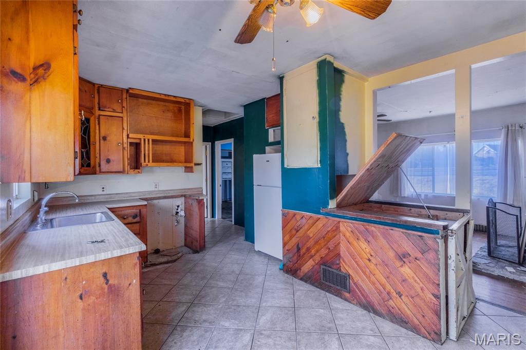 7786 Becker Road St. Louis, MO 63129 - Photo 8 of 19