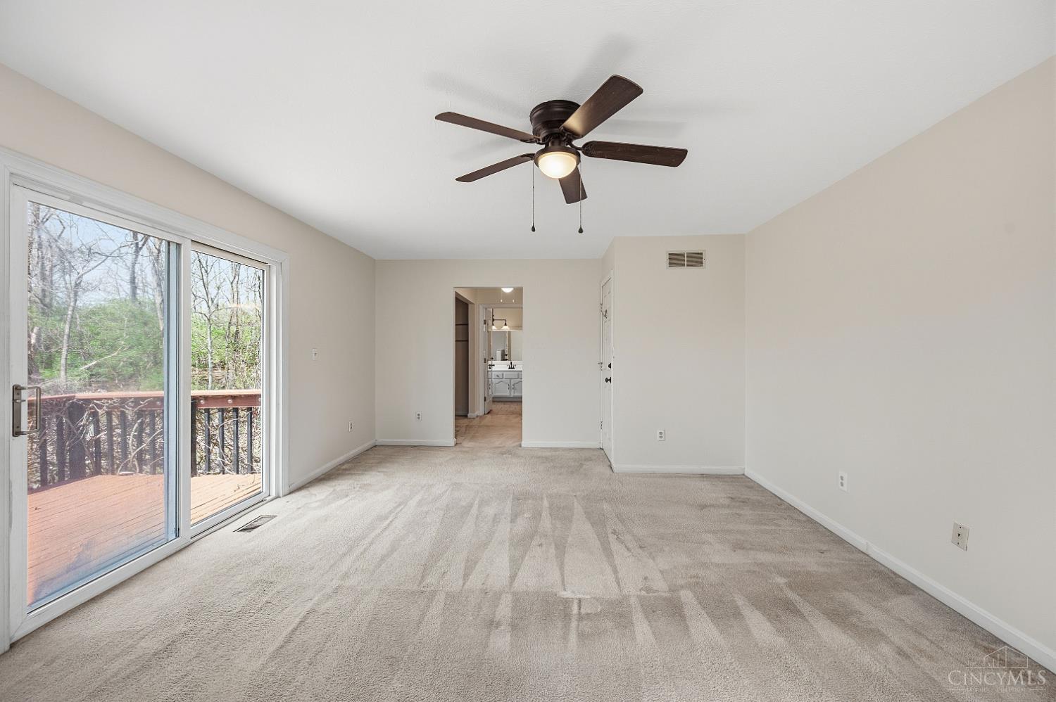 3883 Fulton Grove Road Cincinnati, OH 45245 - Photo 28 of 70