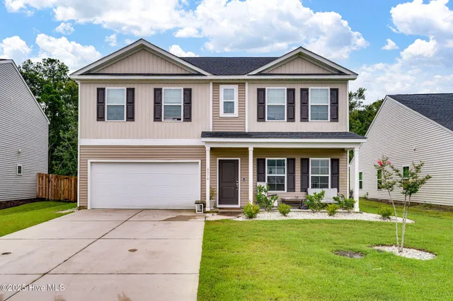 $467,000 | 4574 Parsons Mill Drive, Castle Hayne, NC 28429