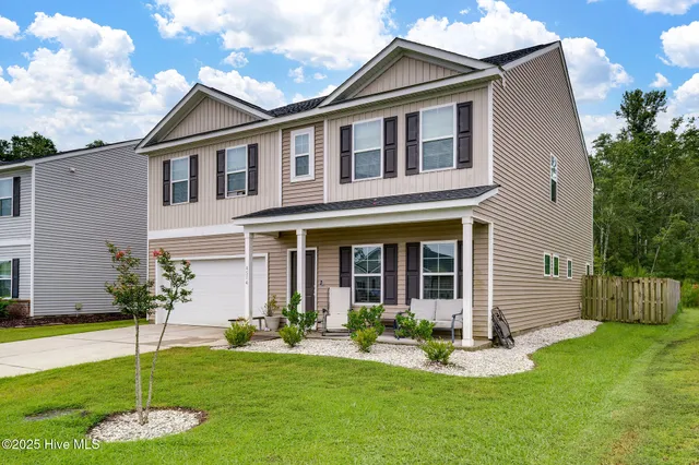 $467,000 | 4574 Parsons Mill Drive, Castle Hayne, NC 28429