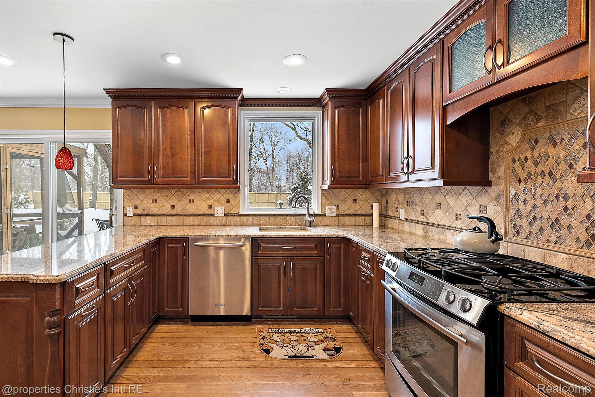 5199 Aintree Road Rochester, MI 48306 - Photo 15 of 44 Gallery Image 15